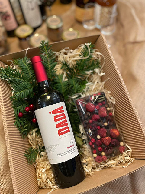 Wino na świąteczny prezent